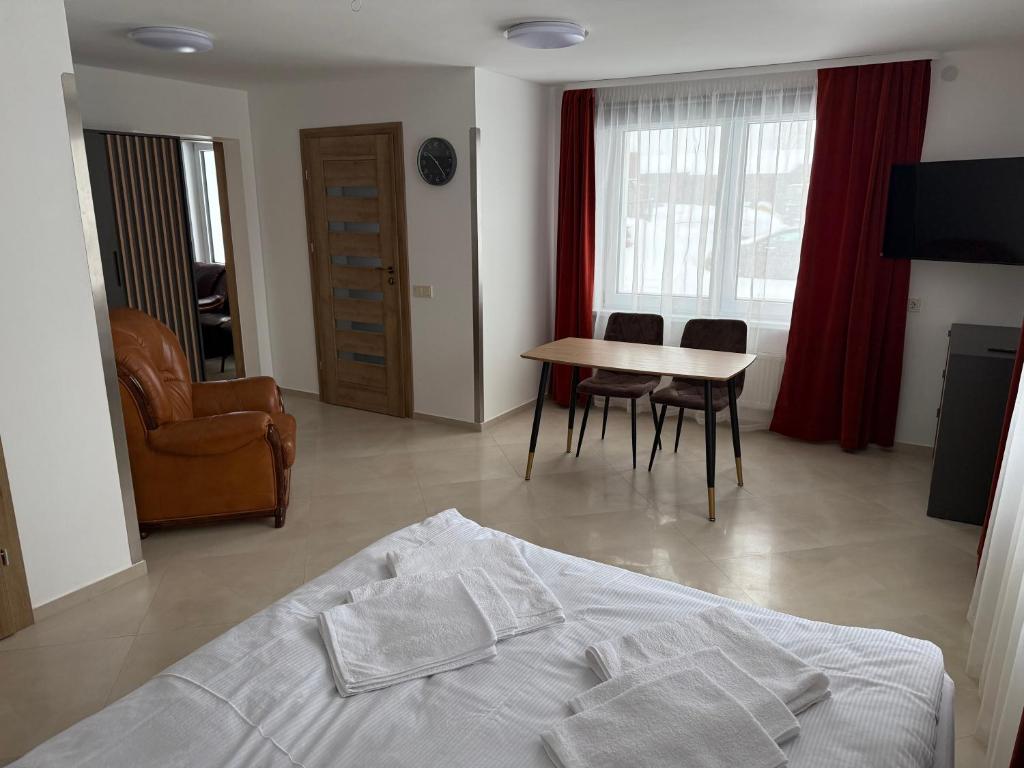 View photo 28
